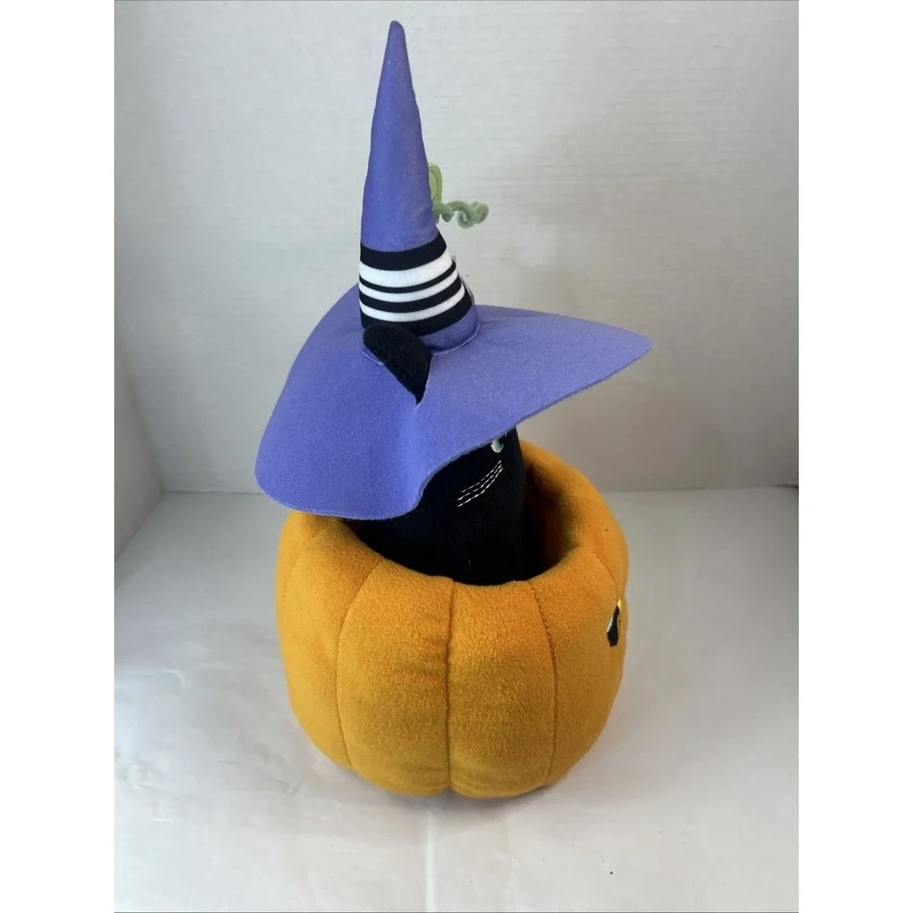Hallmark PEEK A BOO‎ CAT Sound & Motion Plush Halloween Black Cat Pumpkin Read